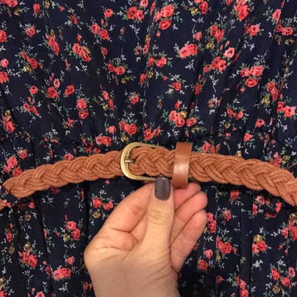 Silk dress - Picture 2 of 5